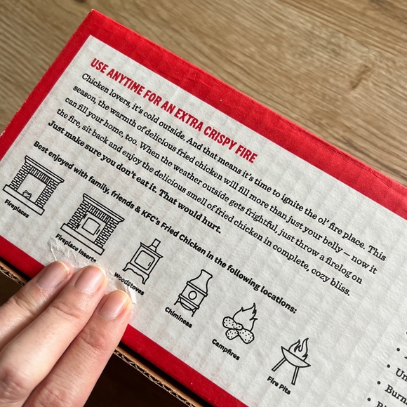 Kentucky Fried Chicken KFC 11 Herbs & Spices Firelog by Enviro-Log 2021 Edition - Picture 4 of 5